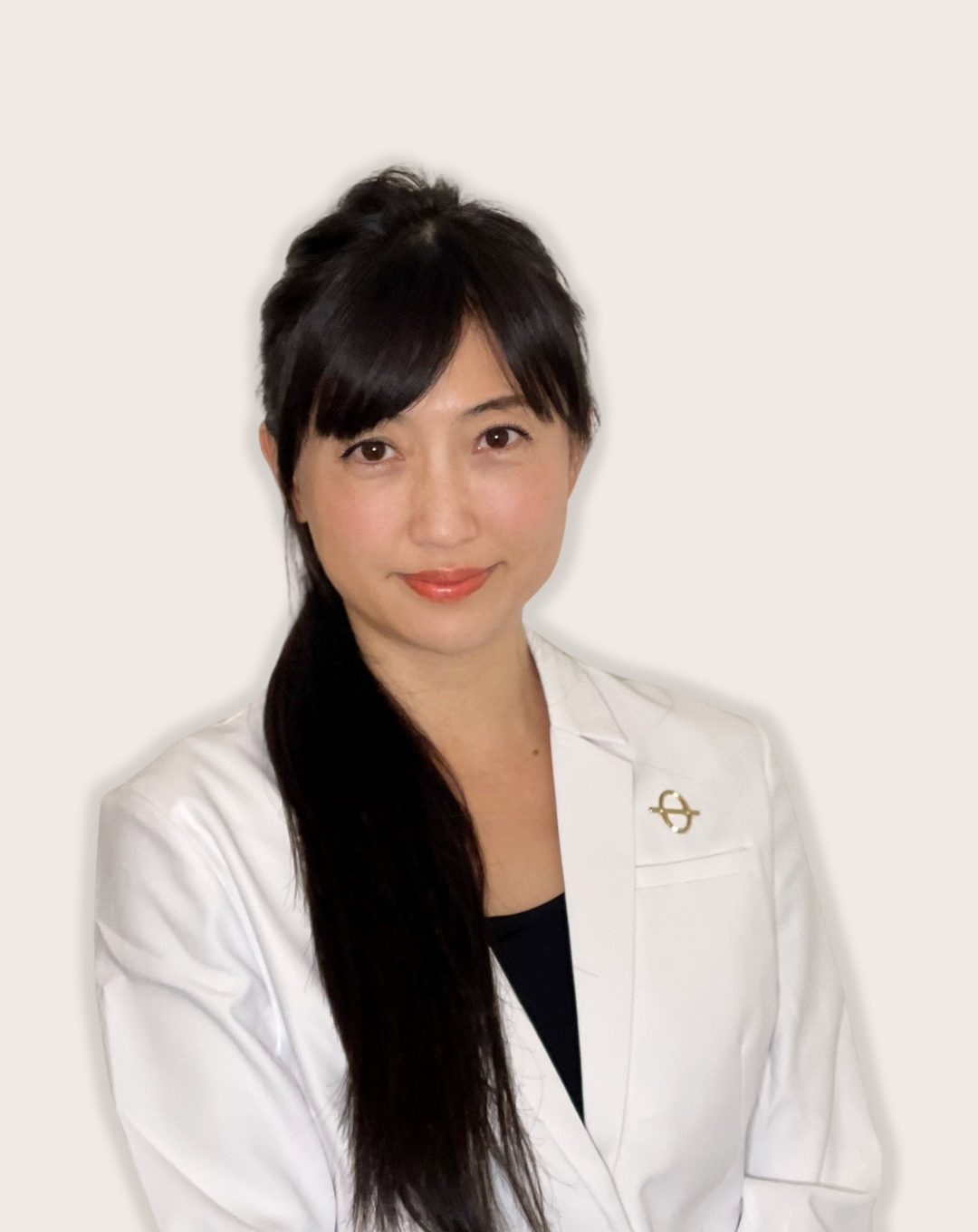 Kanako Oshiumi, MSAc, L.Ac